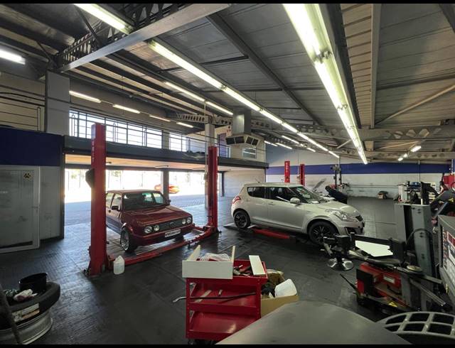 684M² WAREHOUSE TO LET IN STRIJDOMPARK